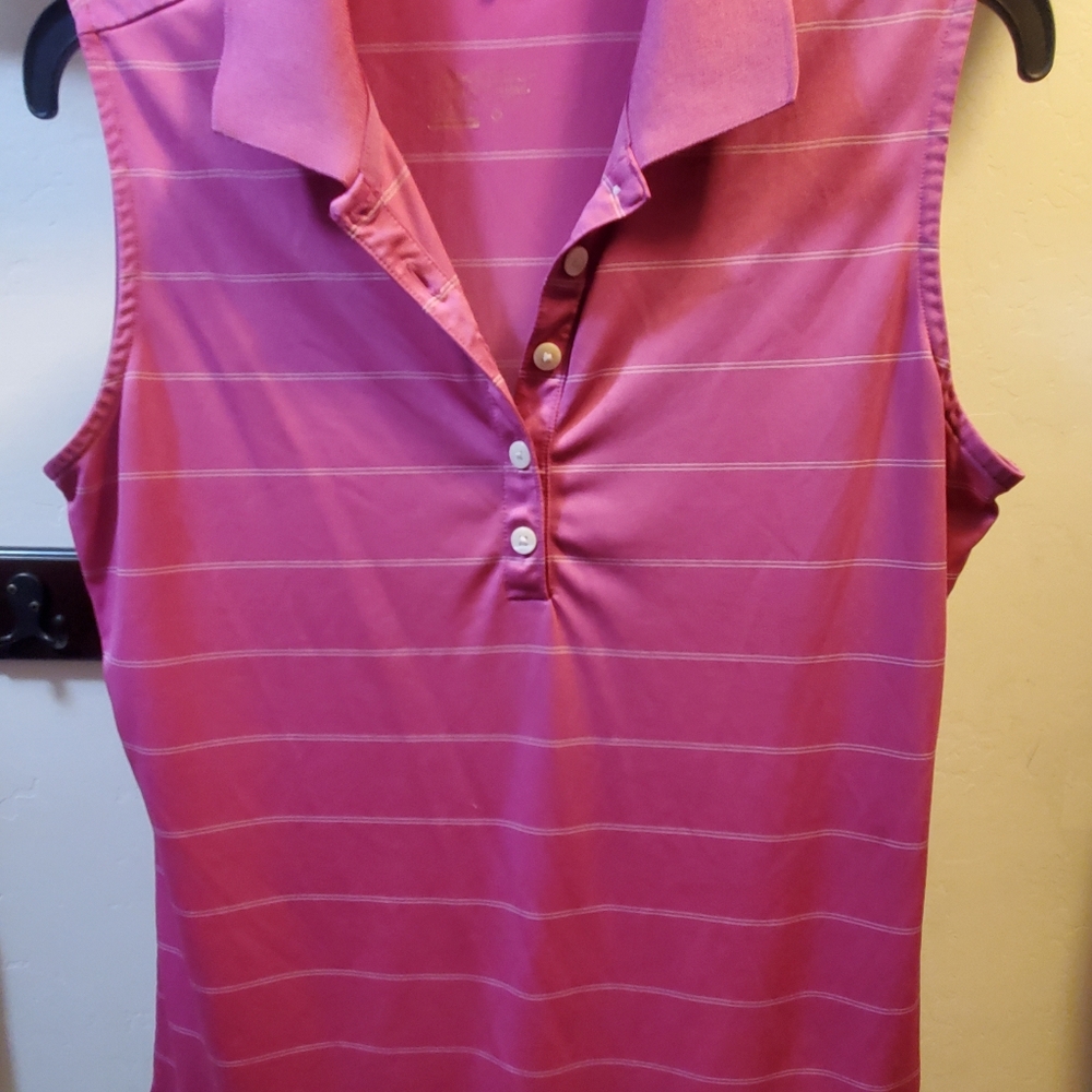 Women's Nike Golf Sleeveless Shirt
